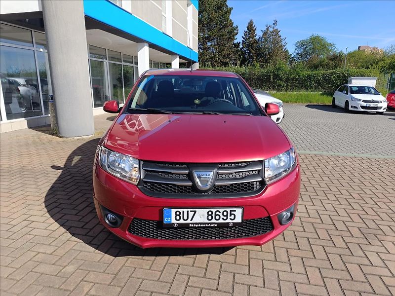 Dacia Logan 1,2 16V - fotka 4 z 17