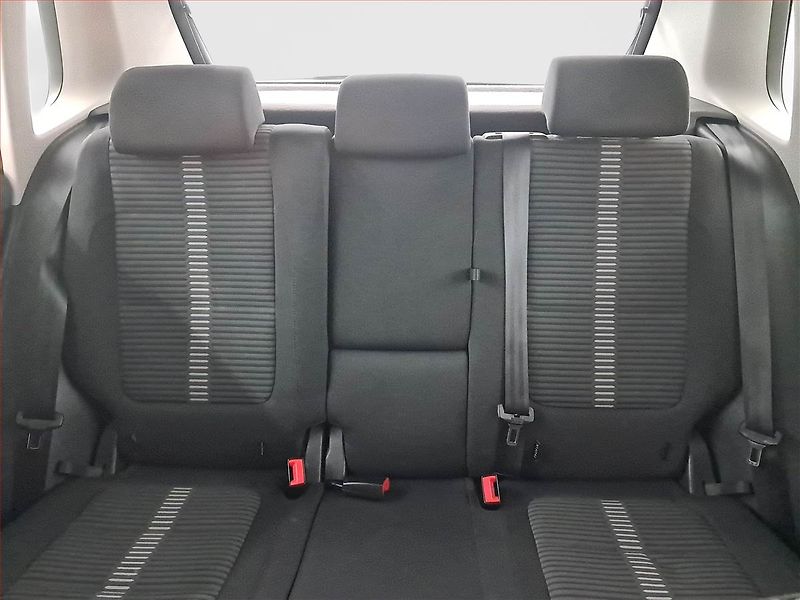 Volkswagen Tiguan (2009) 2.0 TDI, 4X4, ČR,1.maj - fotka 10 z 17