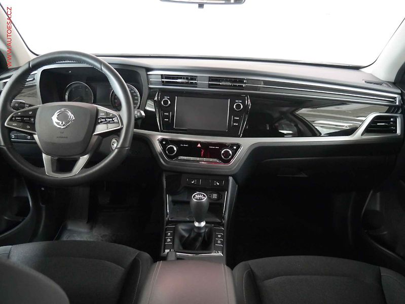 SsangYong Korando (2022) 1.6CRDi, 2.maj,ČR, servis - fotka 8 z 16