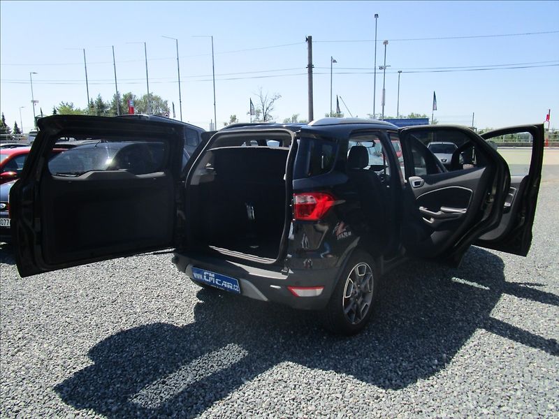 Ford EcoSport 1.5TDCi aut. Klima - fotka 29 z 38