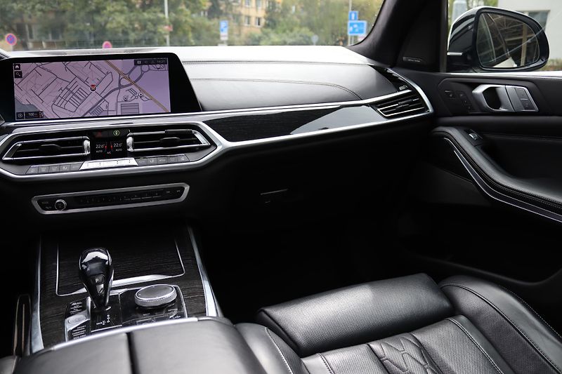 BMW X7 7místné SUV BMW X7 xDrive40i - fotka 44 z 67