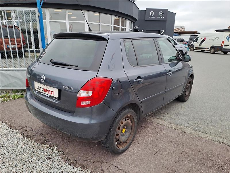 Škoda Fabia 1,2 i KLIMA - fotka 3 z 14