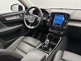 Volvo XC40 B4 DARK PLUS AUT CZ 1.maj - náhled 26