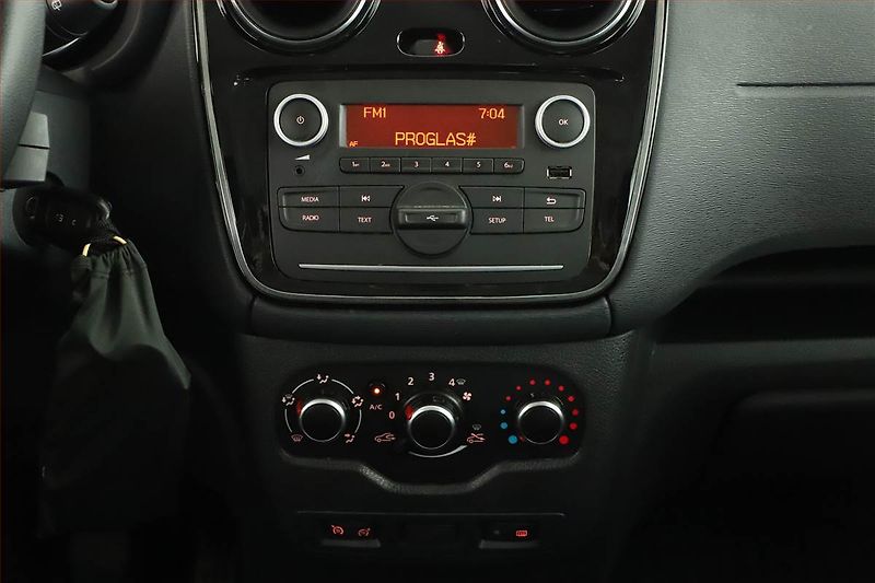 Dacia Lodgy (2021) Comfort 1.5 Blue dCi, ČR,1.maj - fotka 10 z 12
