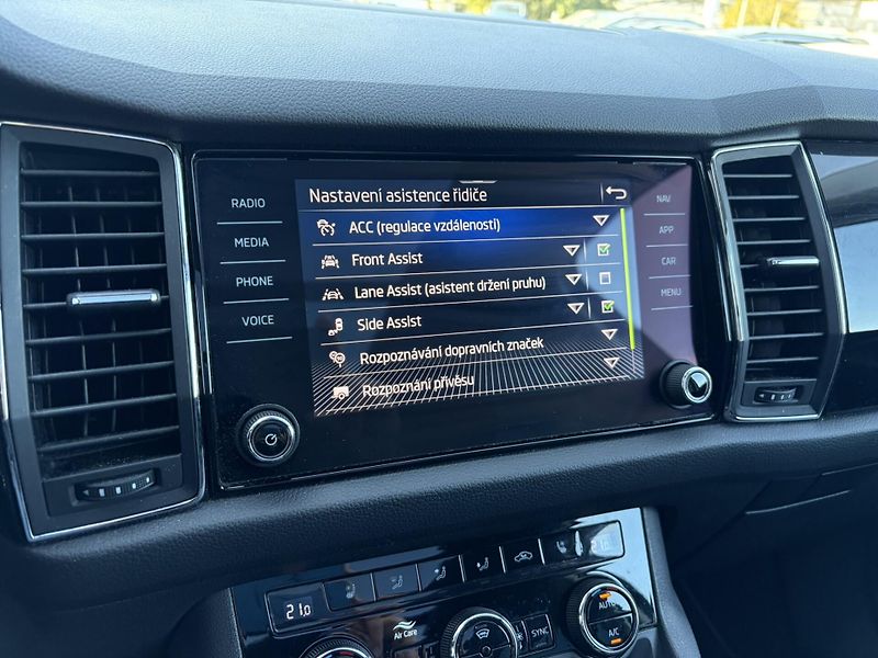 Škoda Kodiaq 4x4 Laurin&Klement 2,0TDI /140 - fotka 23 z 24