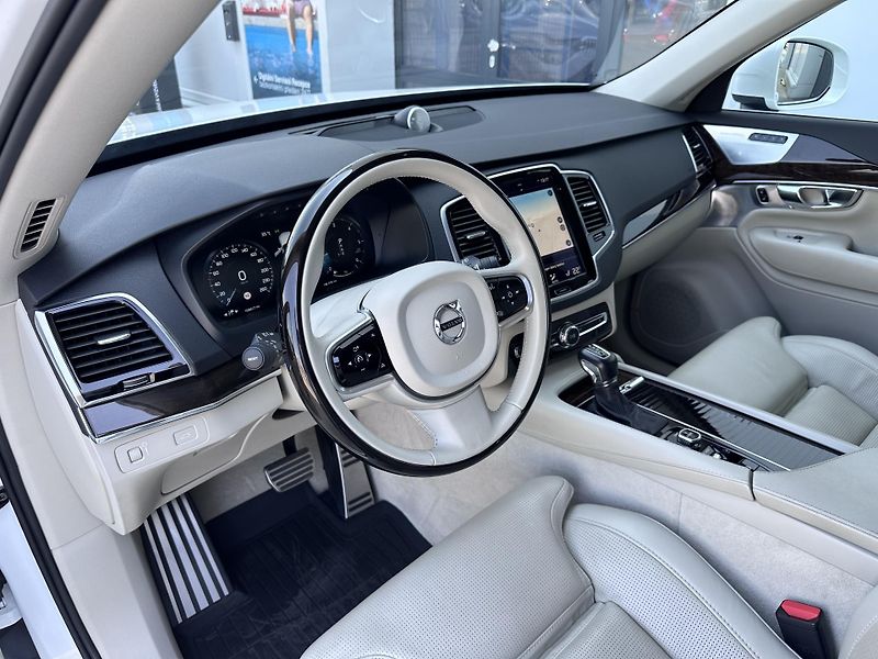 Volvo XC90 D5 AWD Inscription Polestar - fotka 13 z 29