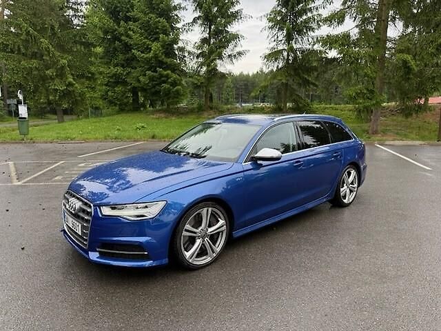 Audi S6 (2015) Audi S6 Avant - fotka 8 z 20