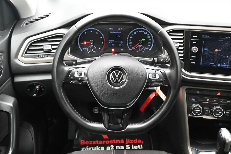 Volkswagen T-Roc 1,5 TSI 110 kW DSG Navi Záruka - fotka 18 z 30