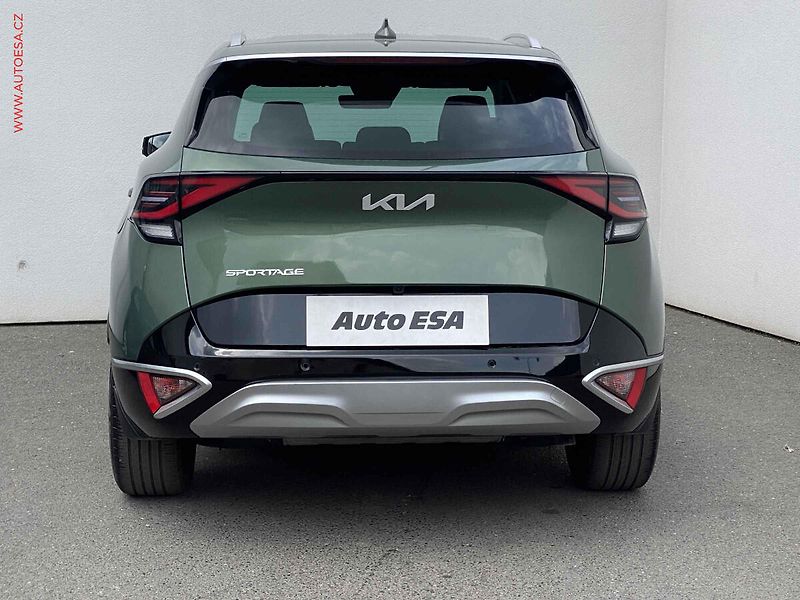 Kia Sportage (2023) 1.6 T-GDi, 1.maj,ČR, TOP - fotka 5 z 21