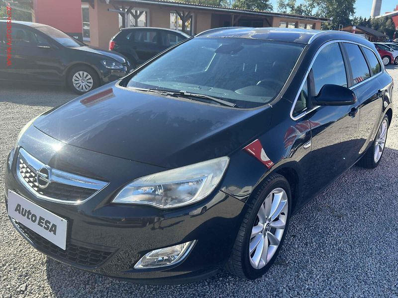 Opel Astra (2011) 1.4 T, 1.maj, AC, tempo - fotka 3 z 18