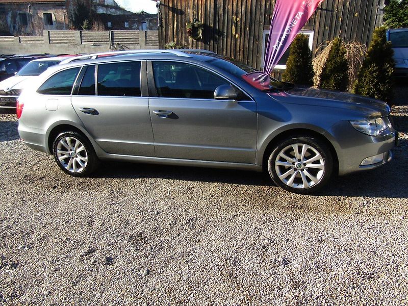 Škoda Superb (2011) 2.0 TDI 103kW  BEZ KOROZE - fotka 8 z 41
