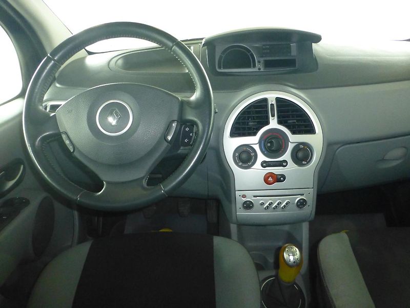 Renault Modus (2010) 1,2I*KLIMATIZACE**PARK.SENZORY - fotka 16 z 25