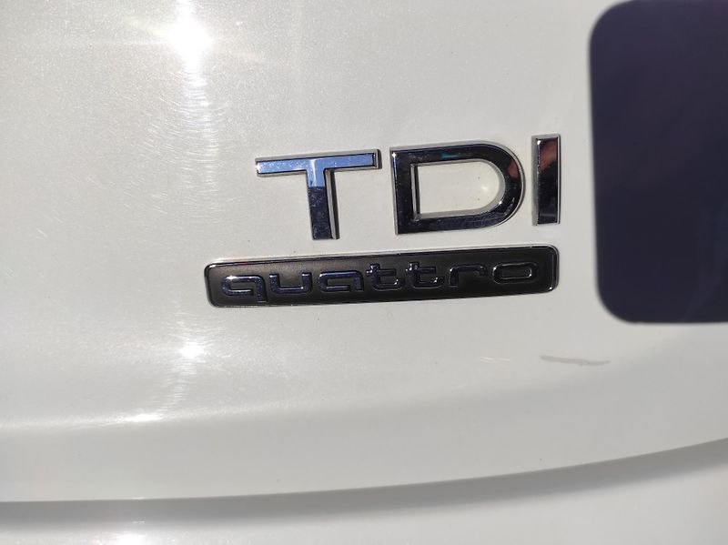 Audi Q3 2,0TDi 4x4,S-Tronic,Sport,ČR - fotka 30 z 49
