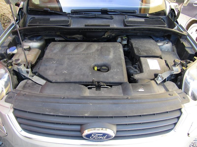 Ford Kuga (2009) 2.0 TDCi 100kW - fotka 35 z 36
