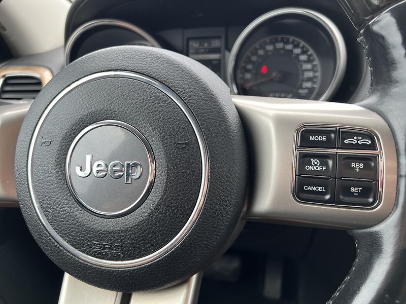 Jeep Grand Cherokee 3.0CRD OVERLAND KŮŽE odp.DPH - fotka 16 z 41