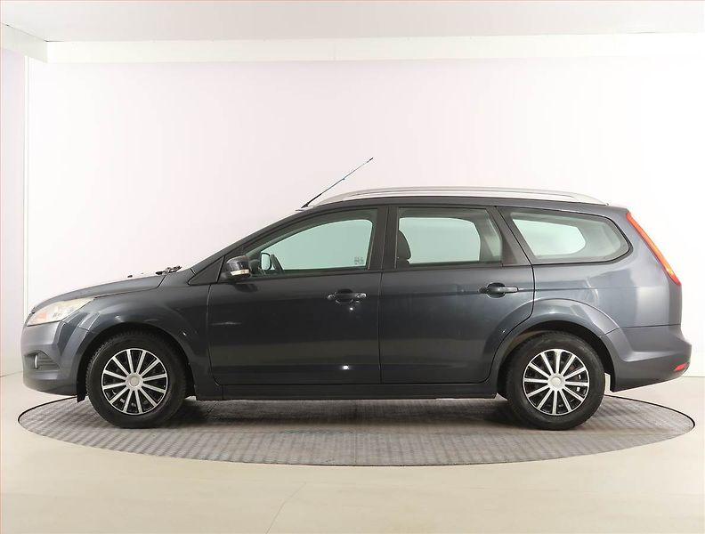 Ford Focus (2009) 1.6 16V, nová STK, CZ doklady - fotka 3 z 14