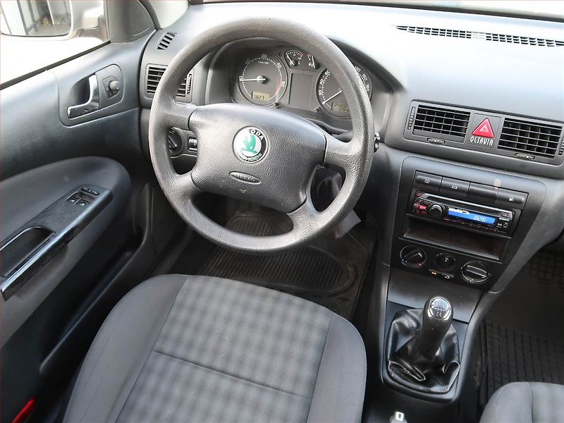 Škoda Octavia (2007) 1.9 TDI , po STK - fotka 7 z 15