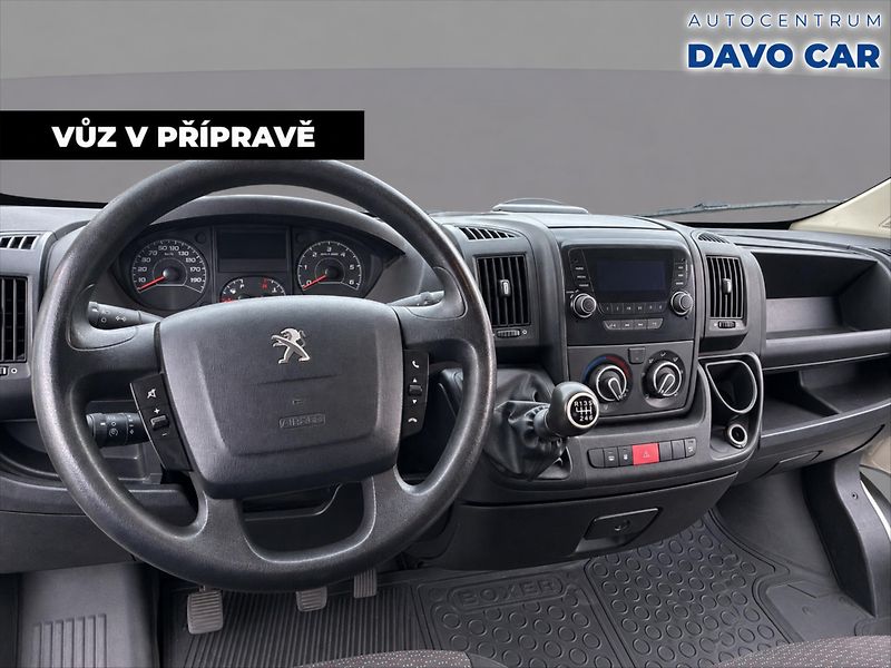 Peugeot Boxer 2,0 BlueHDI 120kW Spaní CZ DPH - fotka 5 z 12