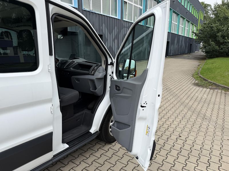 Ford Transit 2,0 TDCi 4x4 /valník/7-místný - fotka 14 z 22