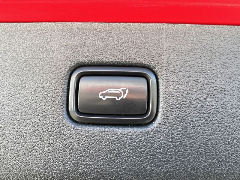 Hyundai Tucson (2019) N-line 2.0 CRDi 136kw, 4x4, ČR - fotka 18 z 29