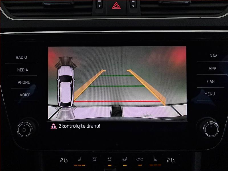 Škoda Superb (2020) Style 2.0 TDI - fotka 18 z 18