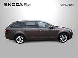 Škoda Octavia (2013) Combi 1.6 TDI Ambition - náhled 24