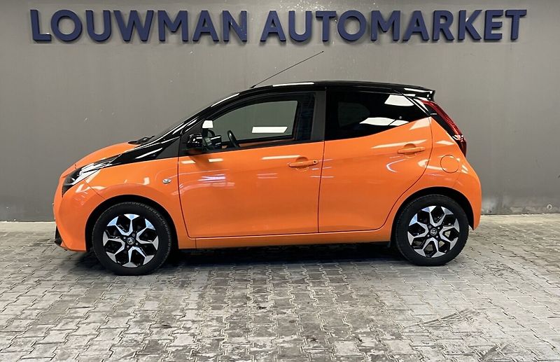 Toyota Aygo 1.0 SELECTION x-cite - fotka 3 z 15