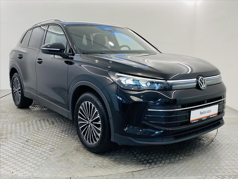 Volkswagen Tiguan 2,0 TDI DSG 110 kW Head Up Lif - fotka 26 z 27