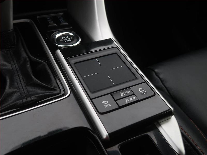 Mitsubishi Eclipse Cross (2018) 1.5 T-MIVEC, 4X4, Automat - fotka 17 z 18