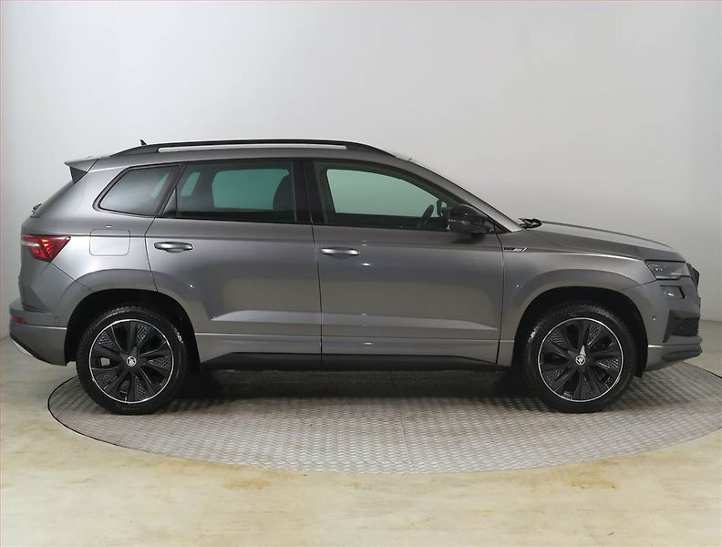 Škoda Karoq (2024) Sportline 2.0 TDI - fotka 6 z 28