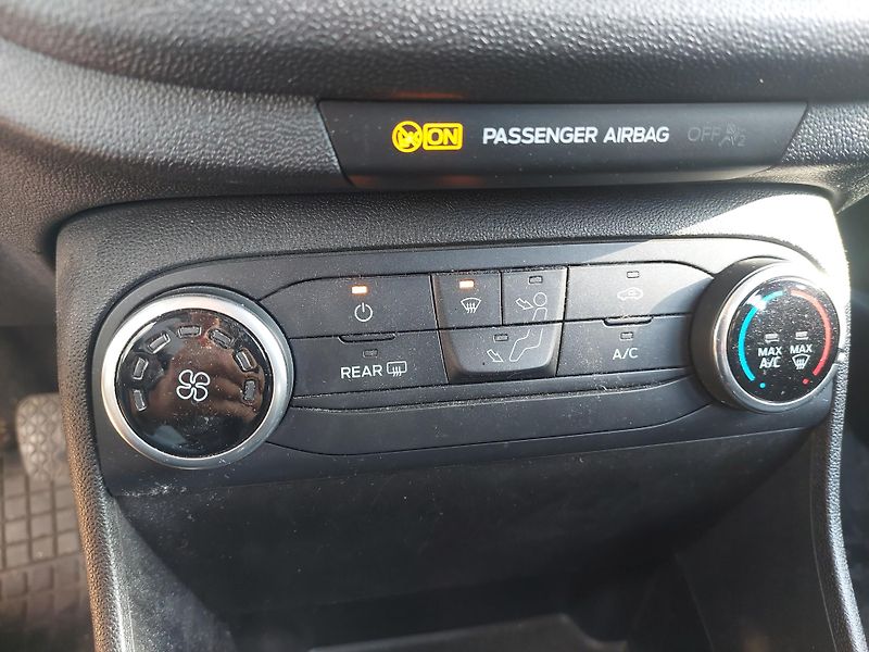 Ford Fiesta (2019) COOL-CONNECT 1.0-63kW - fotka 14 z 28