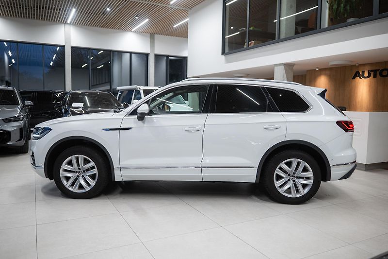 Volkswagen Touareg (2022) 3.0TDI 210KW 4X4 1ČR NOVÁ CENA - fotka 4 z 39