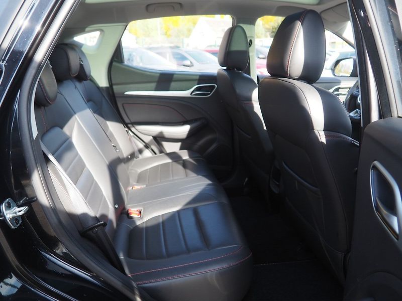 MG ZS (2023) 1.0T-GDI, Luxury - fotka 15 z 37