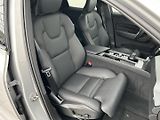 Volvo XC60 2.0 B4 4x4 PLUS  Black - náhled 13
