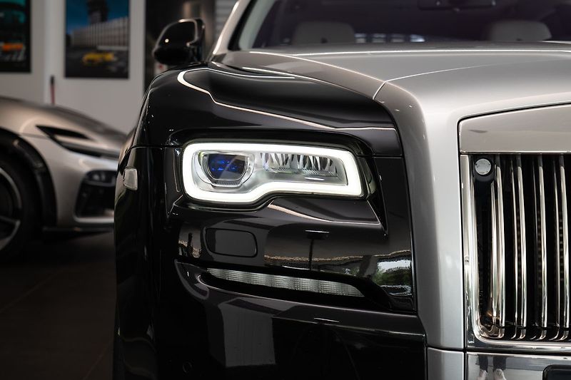 Rolls-Royce Ghost Family 360/Pano/Masážní sedadl - fotka 29 z 31