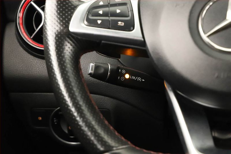 Mercedes-Benz CLA (2016) 45 AMG - fotka 20 z 21