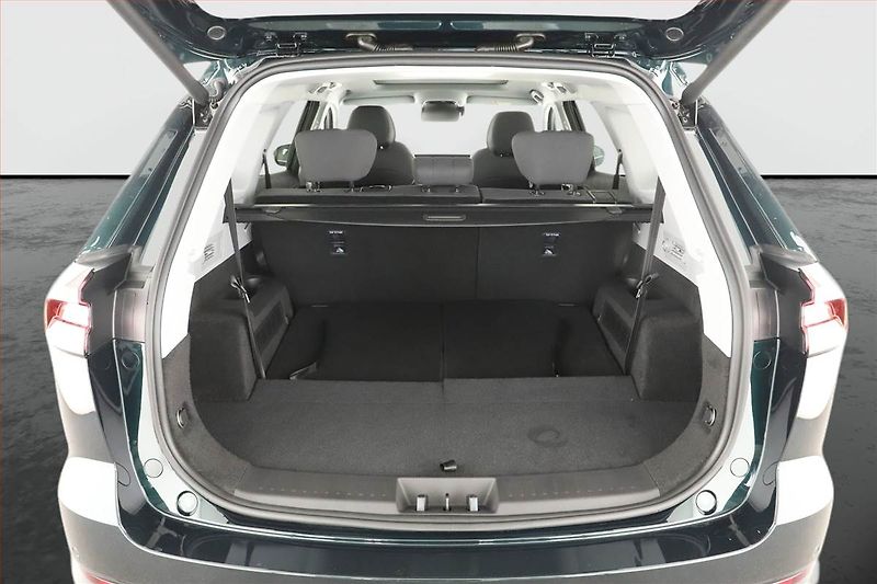 Chery Tiggo 8 (2026) 1.6 TGDI, UNIQUE, Ad. tempomat - fotka 10 z 21
