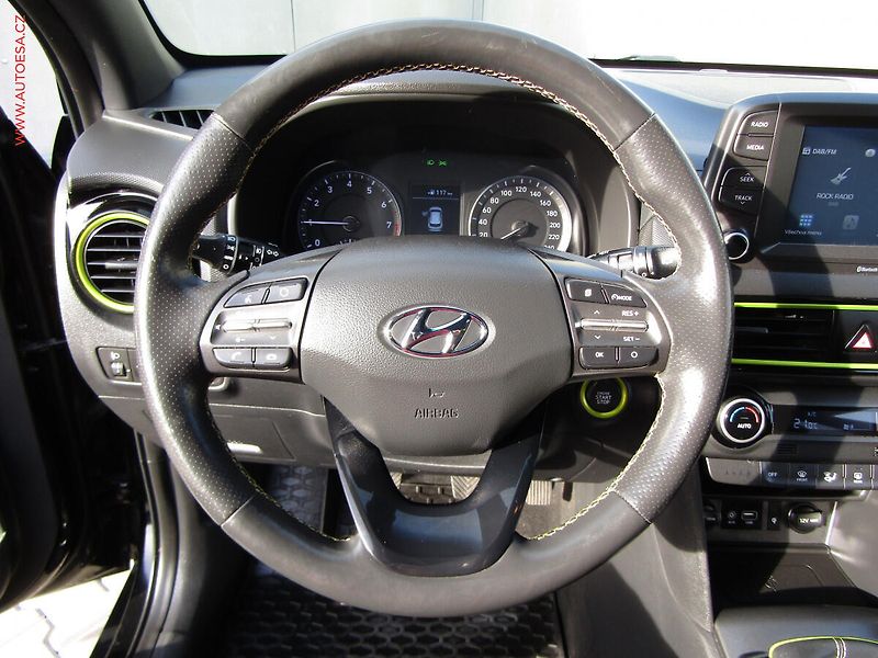 Hyundai Kona (2018) 1.0 T-GDi, ČR, Premium - fotka 20 z 21