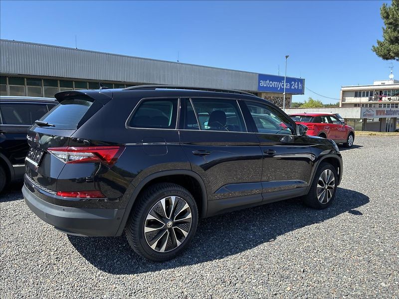 Škoda Kodiaq 2,0 TDI TAŽNÉ,EL.KUFR,MATRIX - fotka 8 z 32
