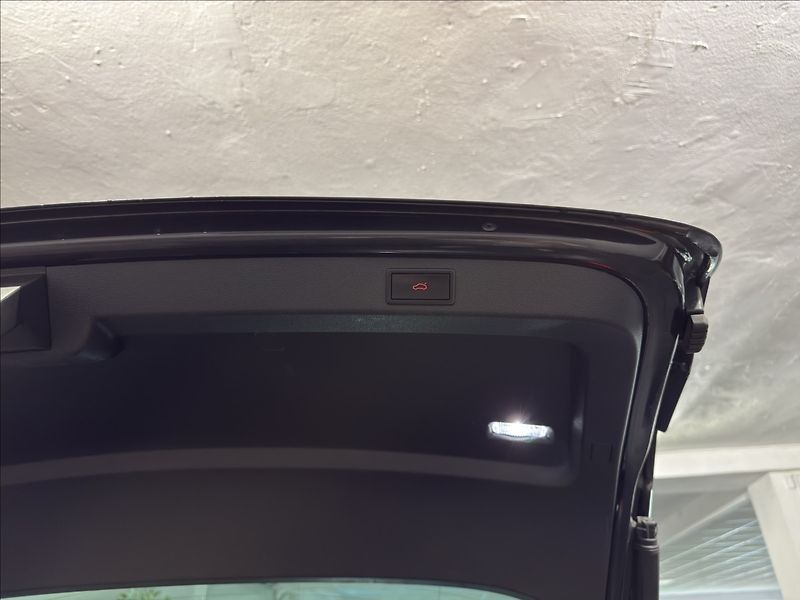 Škoda Superb 1,5   TSI DSG STYLE PLUS PANO - fotka 34 z 43