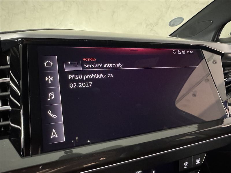 Audi Q4 e-tron 40 150kW S-Line LED Kamera - fotka 35 z 50