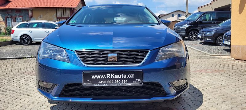 Seat Leon (2014) 1,2TSi 81kWbenzín FuLLeD Style - fotka 2 z 38