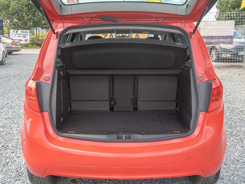 Opel Meriva (2016) ČR 1.4T 88KW – 2x KOLA - fotka 34 z 42