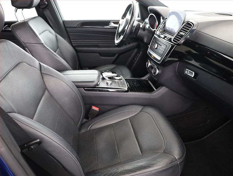 Mercedes-Benz GLE (2018) 350 d 4MATIC - fotka 7 z 20