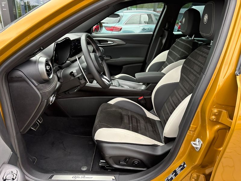 Alfa Romeo Tonale (2026) Sport Speciale 1.5 Turbo Ibrid - fotka 12 z 16