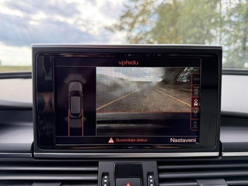 Audi A6 Avant kombi 3,0 TDi, tažné zařízení - fotka 34 z 42