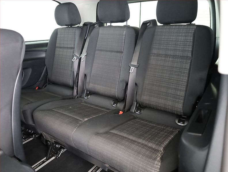 Mercedes-Benz Vito (2020) Select 119 CDI 4x4, Bus, 8Míst - fotka 15 z 17