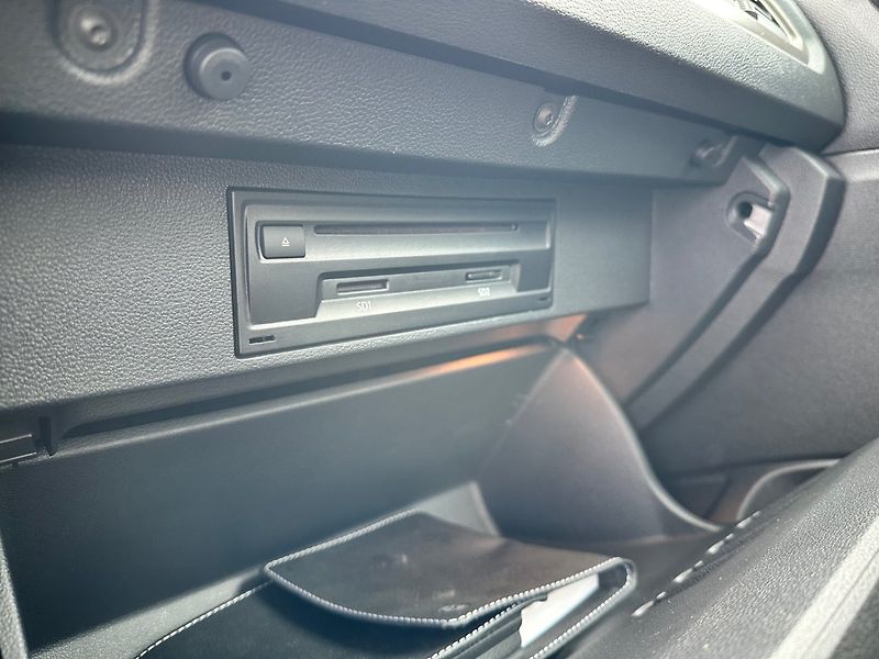 Volkswagen T-Roc (2018) 1.5TSi NAVI, KAMERA. 100%KM - fotka 16 z 18