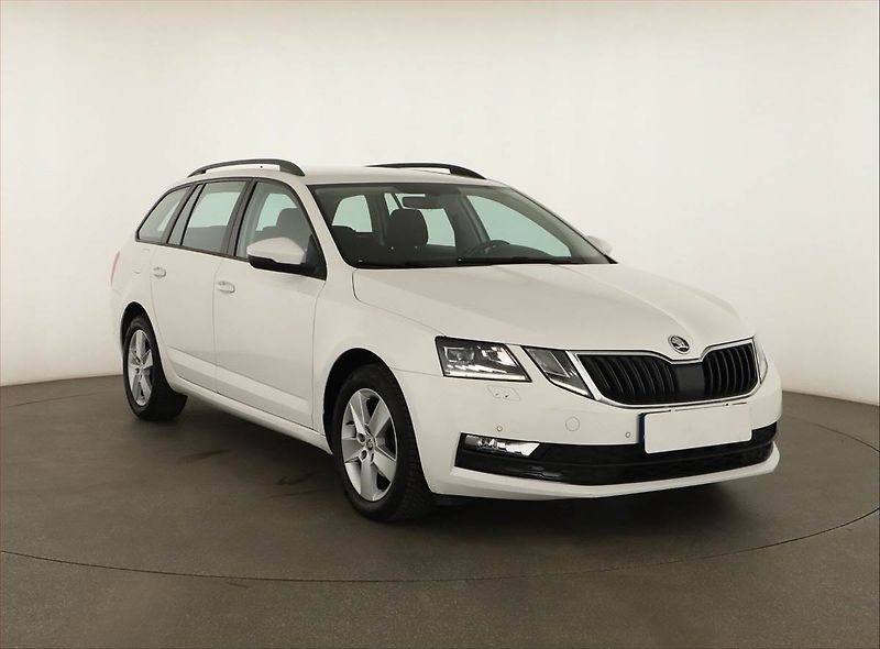 Škoda Octavia (2019) Ambition Plus 1.6 TDI, Navi - fotografie inzerátu