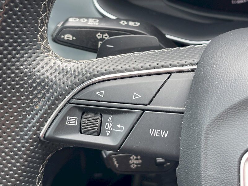 Audi Q8 (2023) 50 TDI 210 kW Quattro S-Line T - fotka 7 z 35